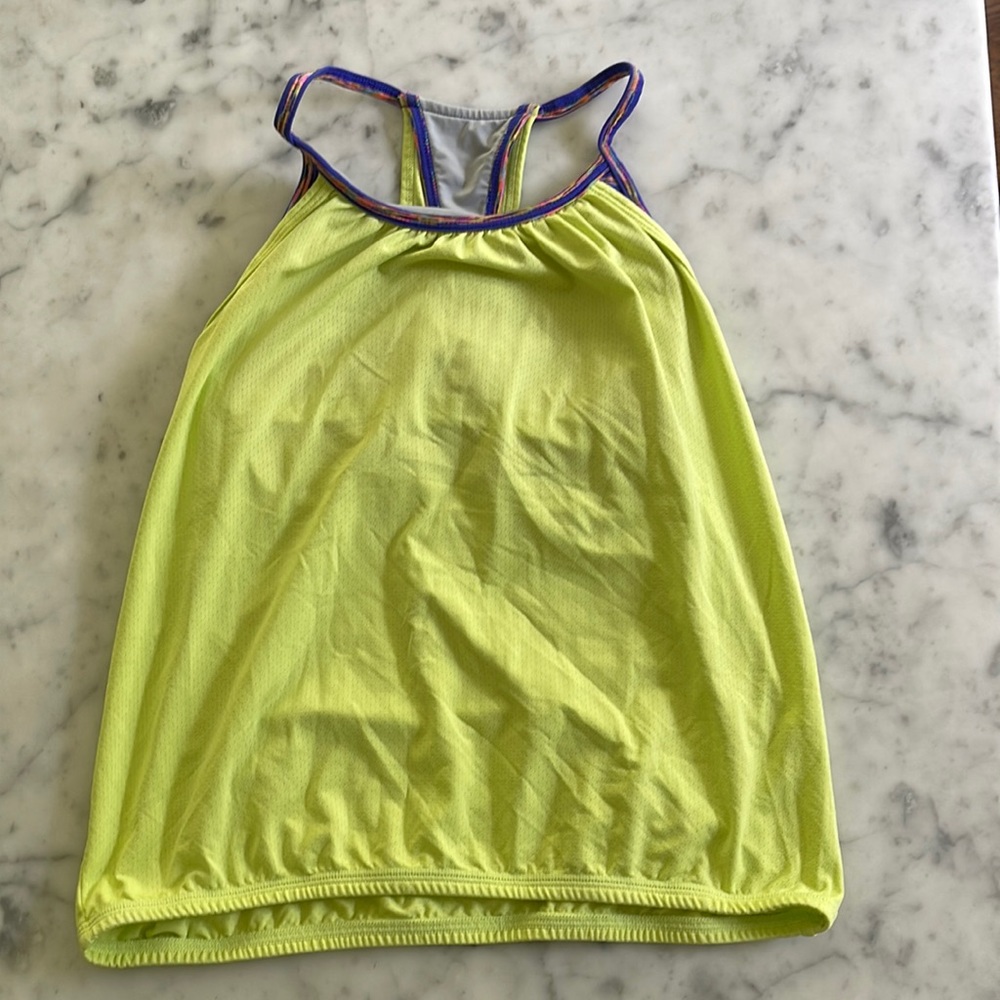 Athletic tank top with built in bralette. Made by Zella Girls, Size (L) 10/12